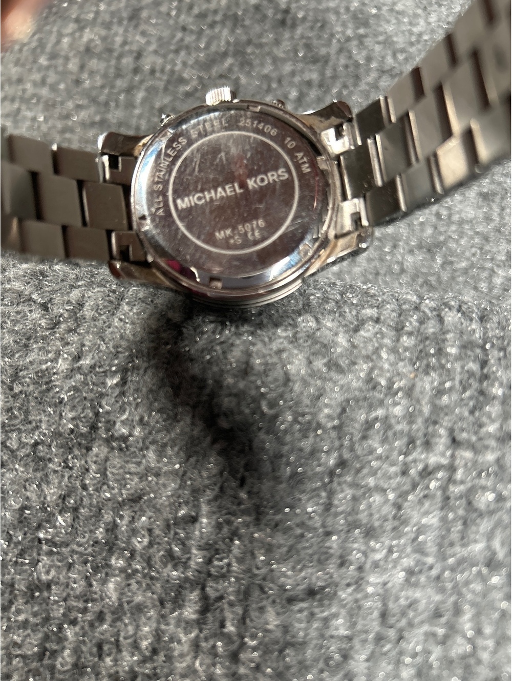 Michael Kors women’s Runway Stainless Steel Chronograph Watch - Picture 4 of 6